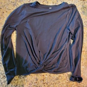 Black crop workout top